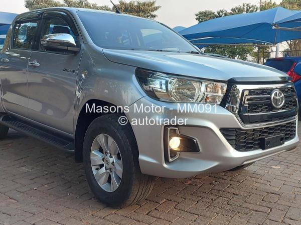 2019 - Toyota  Hilux