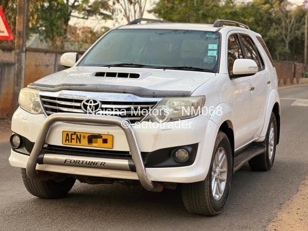 2013 - Toyota  Fortuner