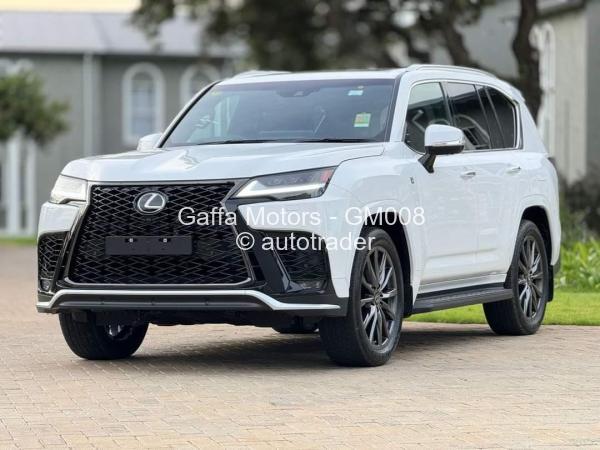 2023 - Lexus  LX