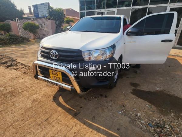 2018 - Toyota  Hilux