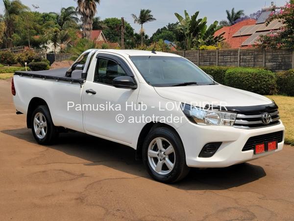 2019 - Toyota  Hilux