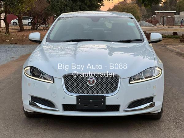 2015 - Jaguar XF