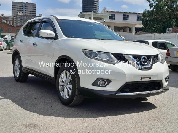 2015 - Nissan  Xtrail