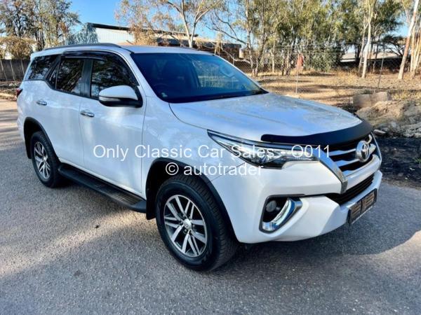 2018 - Toyota  Fortuner