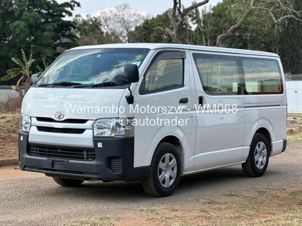 2015 - Toyota  Hiace