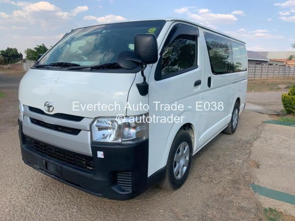 2015 - Toyota  Hiace