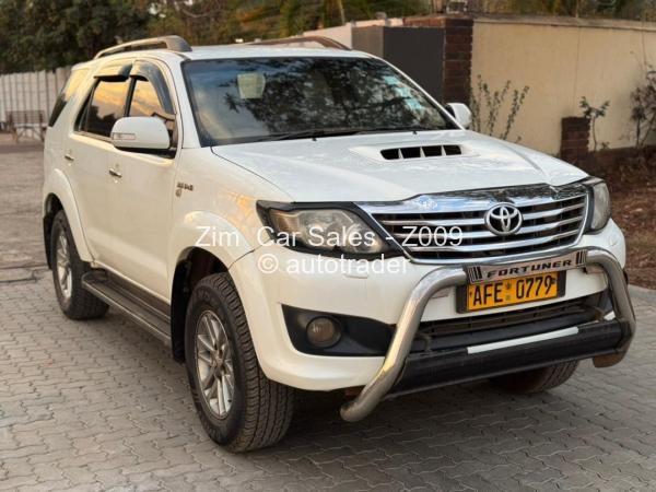 2012 - Toyota  Fortuner