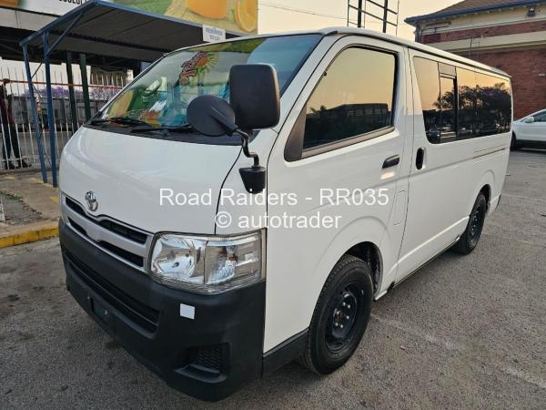 2014 - Toyota  Hiace