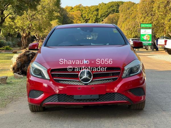 2015 - Mercedes Benz A180