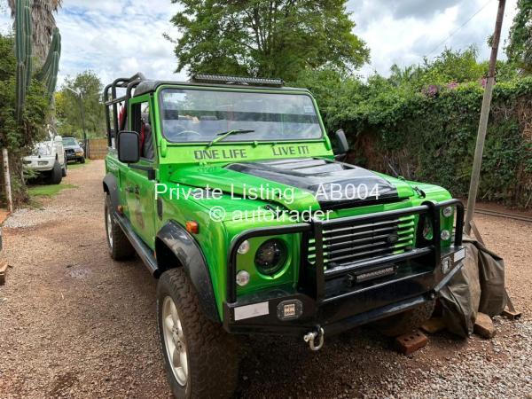 2008 - Land-Rover  Defender