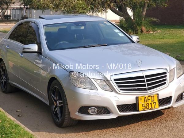 2010 - Mercedes Benz E350