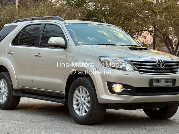 2015 - Toyota  Fortuner