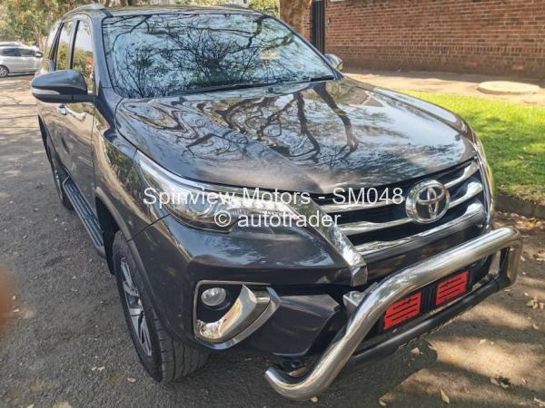 2018 - Toyota  Fortuner