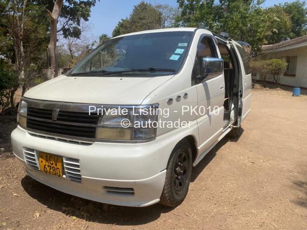 2001 - Nissan  Elgrand