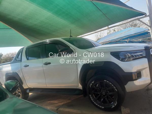 2020 - Toyota  HILUX REVO