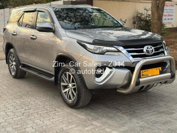 2019 - Toyota  Fortuner