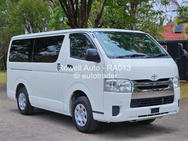 2015 - Toyota  Hiace