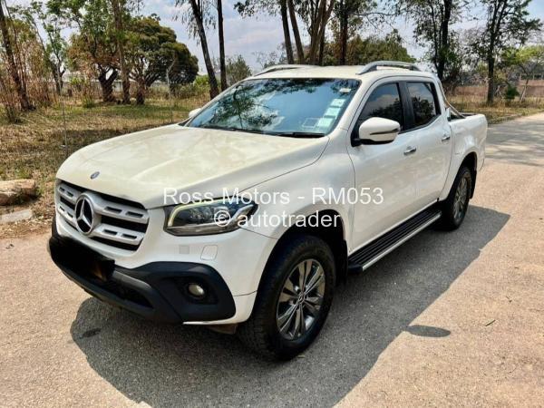 2018 - Mercedes Benz X-Class