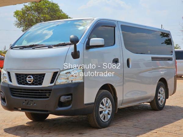 2014 - Nissan  NV350