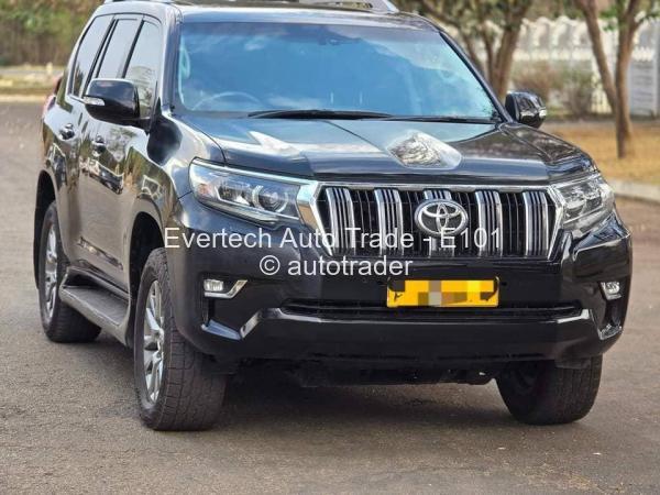 2019 - Toyota  Prado