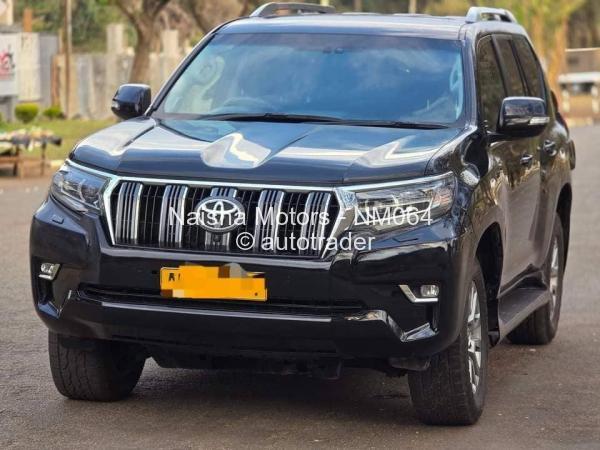 2019 - Toyota  Land Cruiser Prado