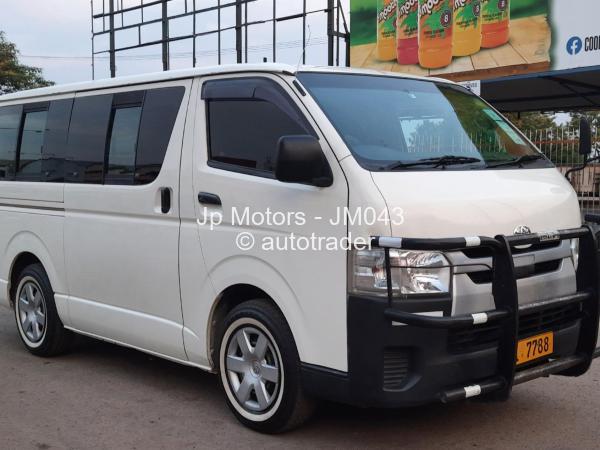 2018 - Toyota  Hiace