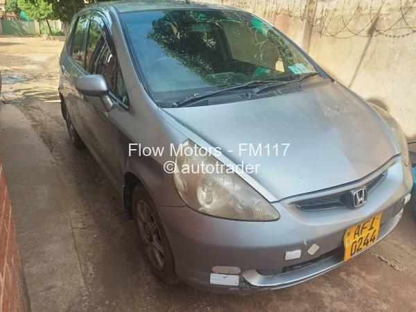 2005 - Honda Fit