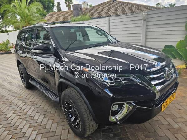 2016 - Toyota  Fortuner