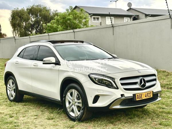 2017 - Mercedes Benz GLA