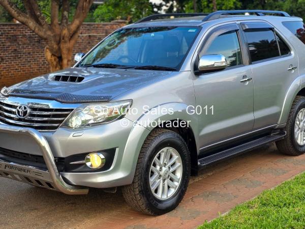 2015 - Toyota  Fortuner