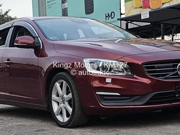 2015 - Volvo  V60