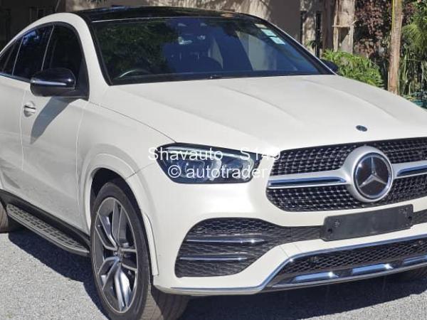 2021 - Mercedes Benz GLE