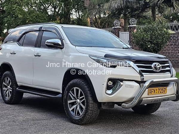 2017 - Toyota  Fortuner