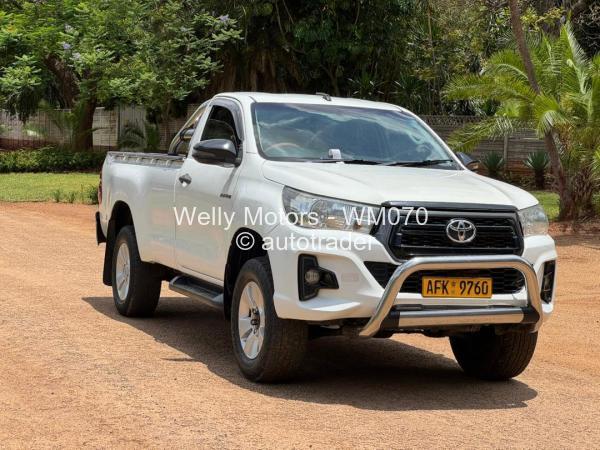 2013 - Toyota  HILUX GD6