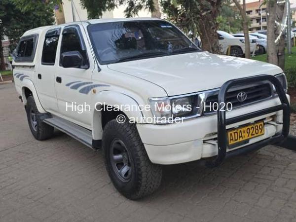 2003 - Toyota  Hilux