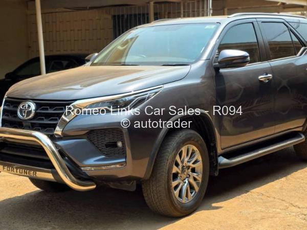 2021 - Toyota  Fortuner