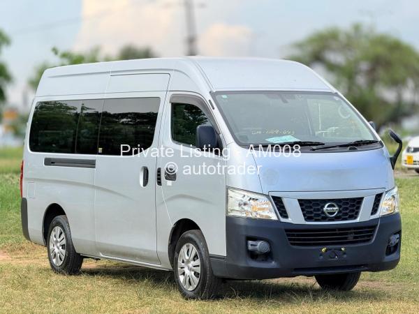 2015 - Nissan  NV350