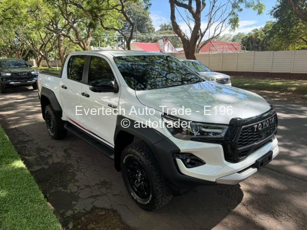 2024 - Toyota  Hilux