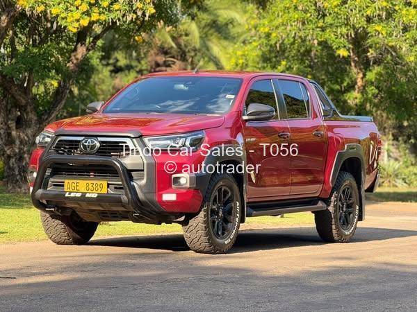 2023 - Toyota  Hilux