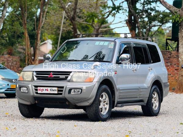 2007 - Mitsubishi  Pajero