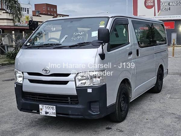 2014 - Toyota  Hiace