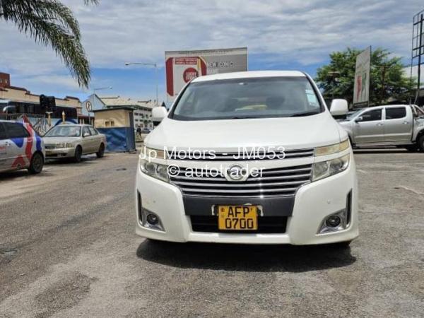 2012 - Nissan  Elgrand