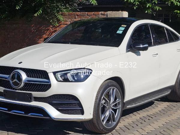 2021 - Mercedes Benz GLE