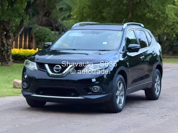 2015 - Nissan  X-Trail