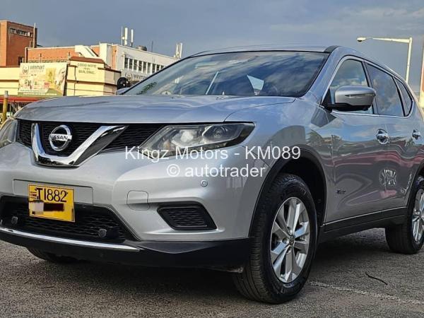 2015 - Nissan  Xtrail