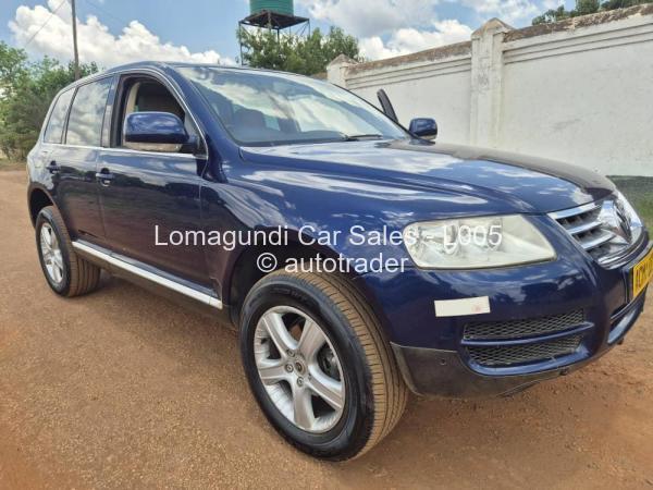 2009 - Volkswagen  Touareg