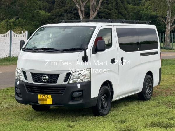 2015 - Nissan  NV350