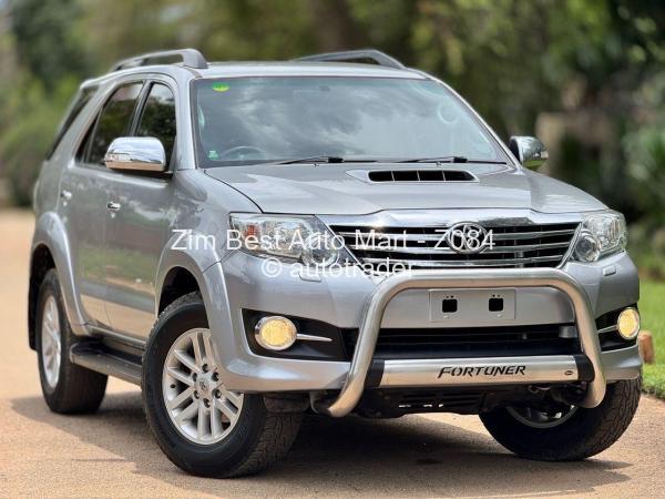 2015 - Toyota  Fortuner