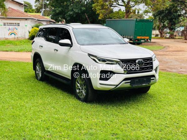 2022 - Toyota  Fortuner