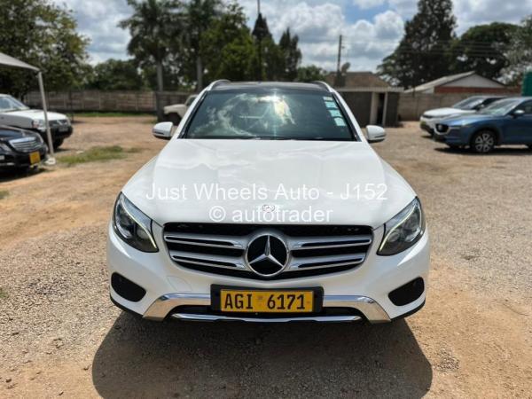 2016 - Mercedes Benz GLC